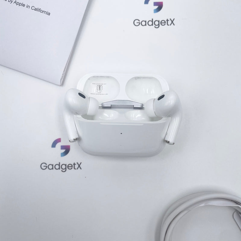 Gadgetx Pro 2 White | Free 5000 MAH Magsafe Power Bank worth