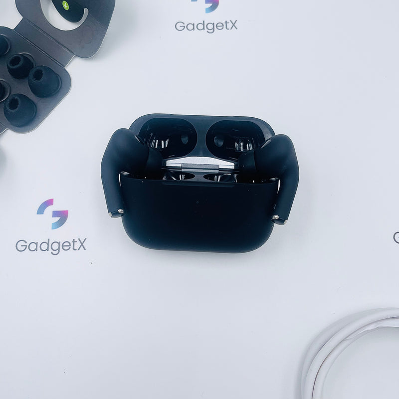Gadgetx Pro 2 Black | Free 5000 MAH Magsafe Power Bank worth